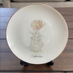 Precious moments decorative plate